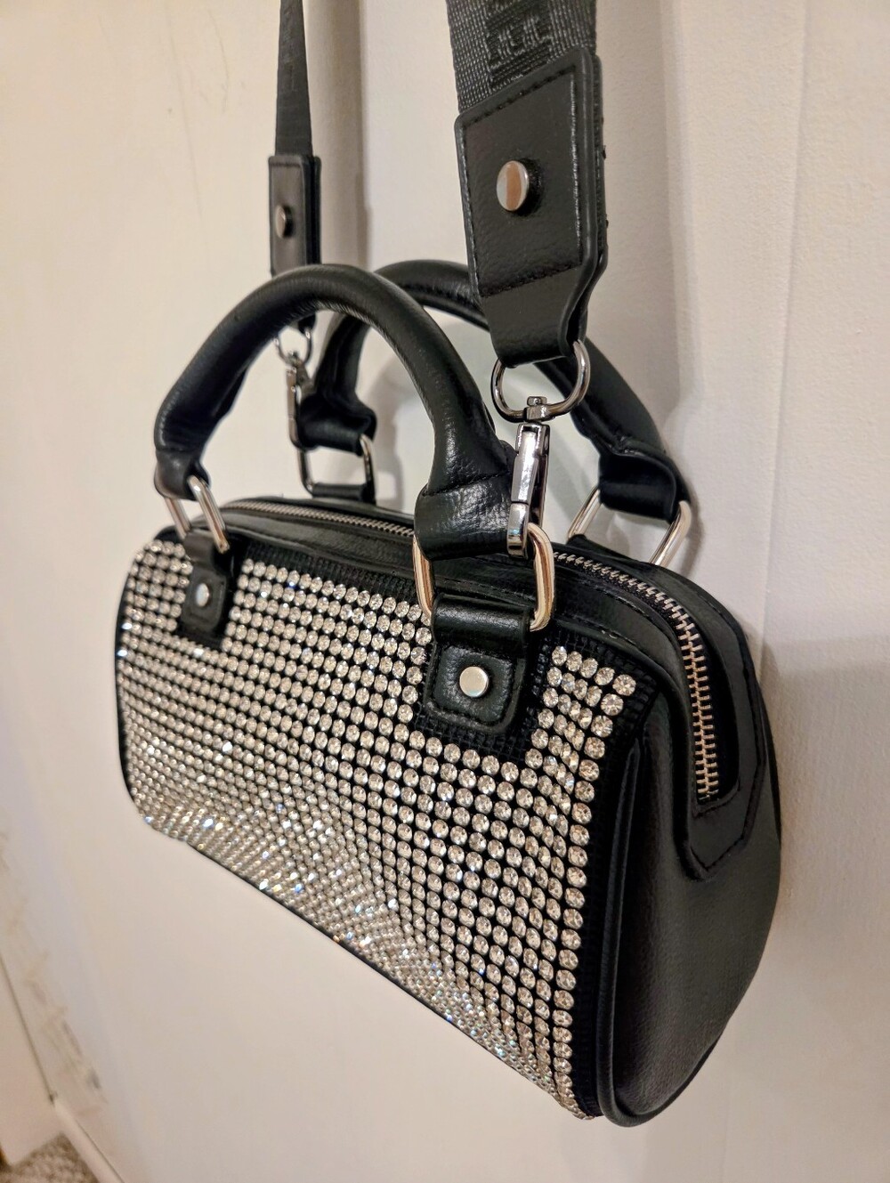 Madden NYC Crystal Barrel Bag Crossbody - Picture 5 of 12